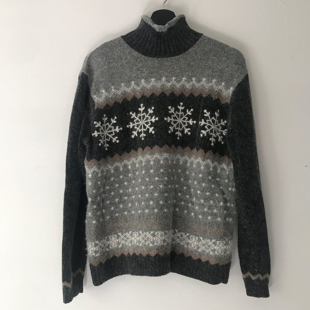 Vintage Winter Snowflake Mock neck Sweater